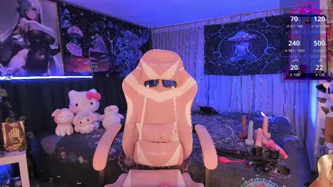 L A N A  online show from 02.25.25