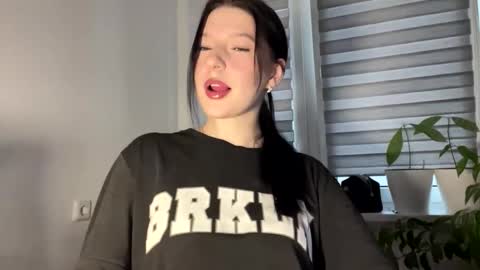 Sarah online show from 02.17.26