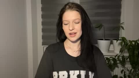 Sarah online show from 03.03.26