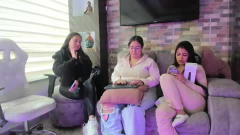 lanna_as online show from 02.17.26