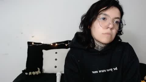 LANNIE   online show from 01.17.25