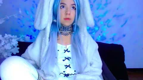 LANNIE   online show from 10.05.25