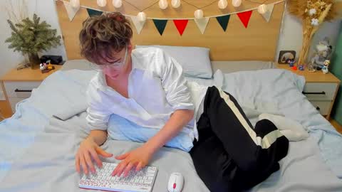 Fandi online show from 01.25.25