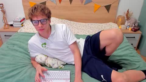 Fandi online show from 10.02.25