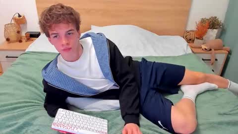 Fandi online show from 11.24.25