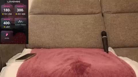 lapetitefrenchie83 online show from 03.11.26