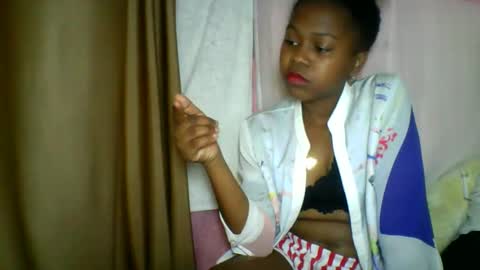 lara_belle online show from 05.15.26