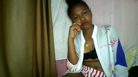 lara_belle online show from 05.15.26