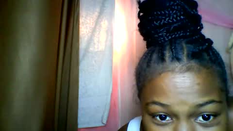 lara_belle online show from 05.23.26