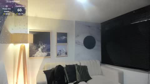 Lara Madisson online show from 03.11.25