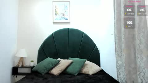      700  200   online show from 02.22.26