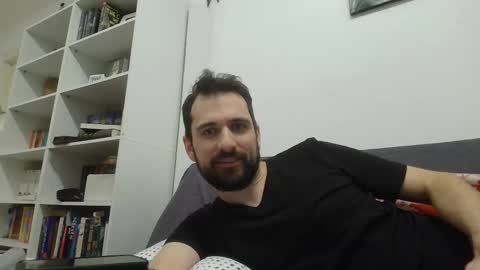 Snapshot of laraaan chatting on 01.05.26 laraaan online show from 01.05.26