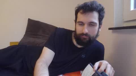 Snapshot of laraaan chatting on 02.14.26 laraaan online show from 02.14.26