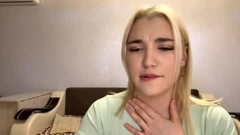 Tracy online show from 04.02.26