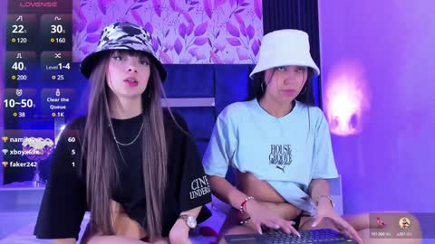 Snapshot of larabrook chatting on 01.17.25 Lara online show from 01.17.25