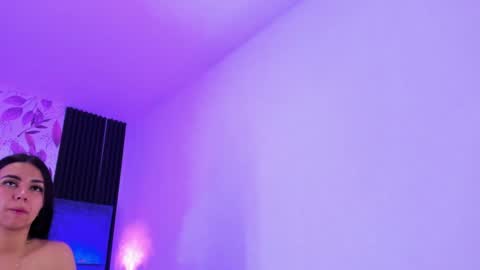 Snapshot of larabrook chatting on 01.25.25 Lara online show from 01.25.25