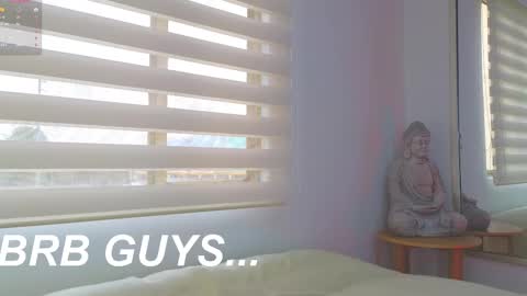 Lara  online show from 02.26.25