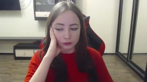 Laralianna online show from 12.21.24