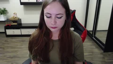 Laralianna online show from 09.08.25