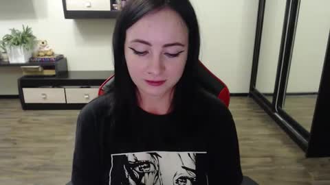 Laralianna online show from 09.26.25