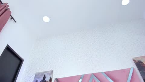 Lara Murphy online show from 09.09.25