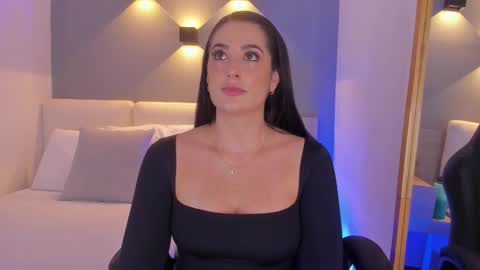 Laura online show from 02.25.26