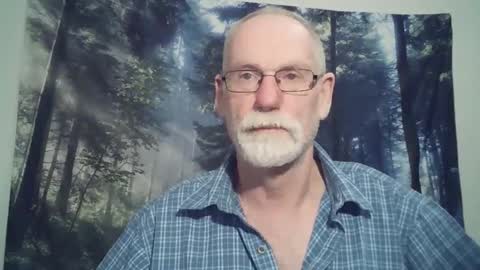 Larbie online show from 12.31.24