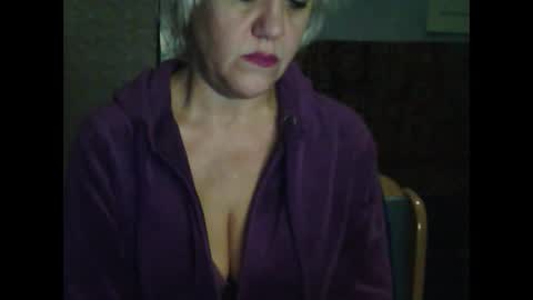 larisaq4ugo24 online show from 02.25.25