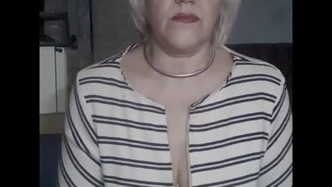 larisaq4ugo24 online show from 02.13.26