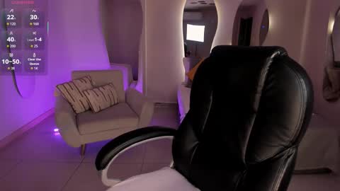 Larisa Smirnov online show from 12.02.25