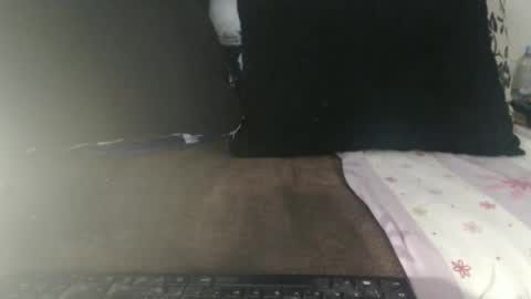 Lariss online show from 04.16.26