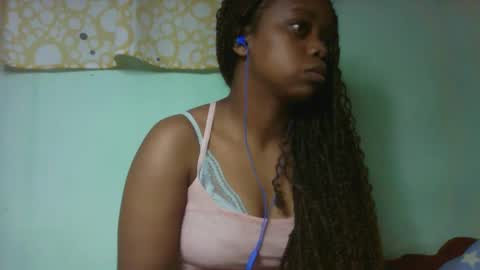 larissa645771 online show from 09.12.25