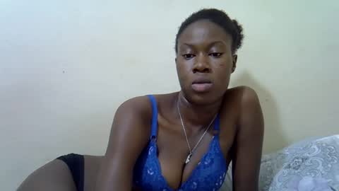 Snapshot of larn_c chatting on 11.18.25 larn online show from 11.18.25