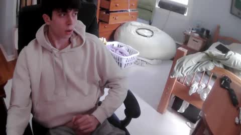 Snapshot of larrymcberran2 chatting on 10.02.25 larrymcberran2 online show from 10.02.25