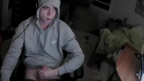 Snapshot of larrymcberran2 chatting on 10.14.25 larrymcberran2 online show from 10.14.25