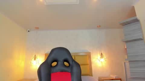  MIA  online show from 11.25.25