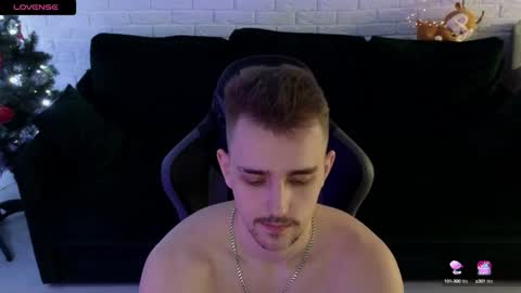 Snapshot of larstar01 chatting on 01.07.25 Lars online show from 01.07.25