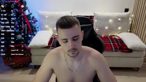 Snapshot of larstar01 chatting on 12.03.25 Lars online show from 12.03.25