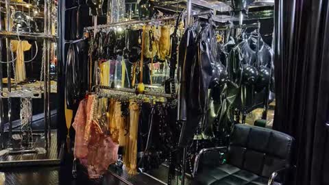 latexlover202 online show from 02.11.26