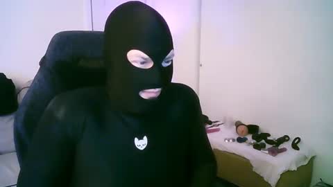 latexminheadroom online show from 06.20.26