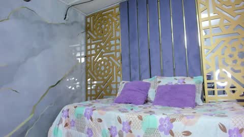 Snapshot of latin_ashley_ chatting on 01.30.25 Valeria online show from 01.30.25