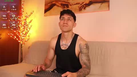 latin_green_eyes_ online show from 07.10.26