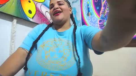 Snapshot of latina_bigboos12 chatting on 10.16.25 latina_bigboos12 online show from 10.16.25