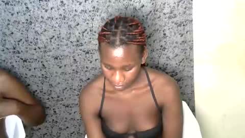 Latina online show from 11.26.25