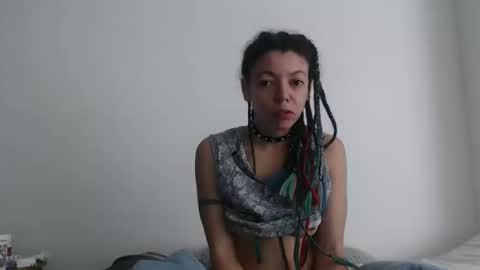 Latinacoka online show from 11.13.25
