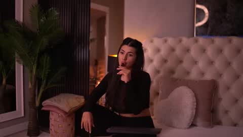 Latina online show from 03.14.26