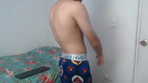 Snapshot of latinbunny7779 chatting on 12.19.24 camilo online show from 12.19.24