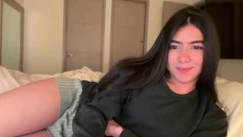 Snapshot of latinella chatting on 02.26.26 Hi - online show from 02.26.26