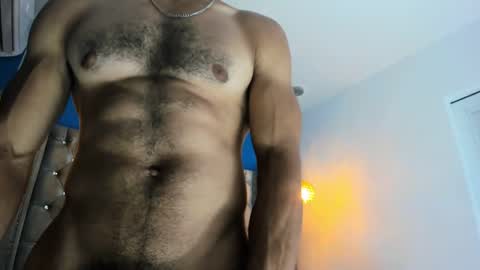 Snapshot of latinhotboys1 chatting on 01.20.25 Zeus online show from 01.20.25