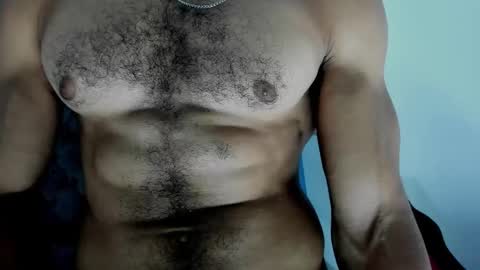 Snapshot of latinhotboys1 chatting on 02.08.25 Zeus online show from 02.08.25